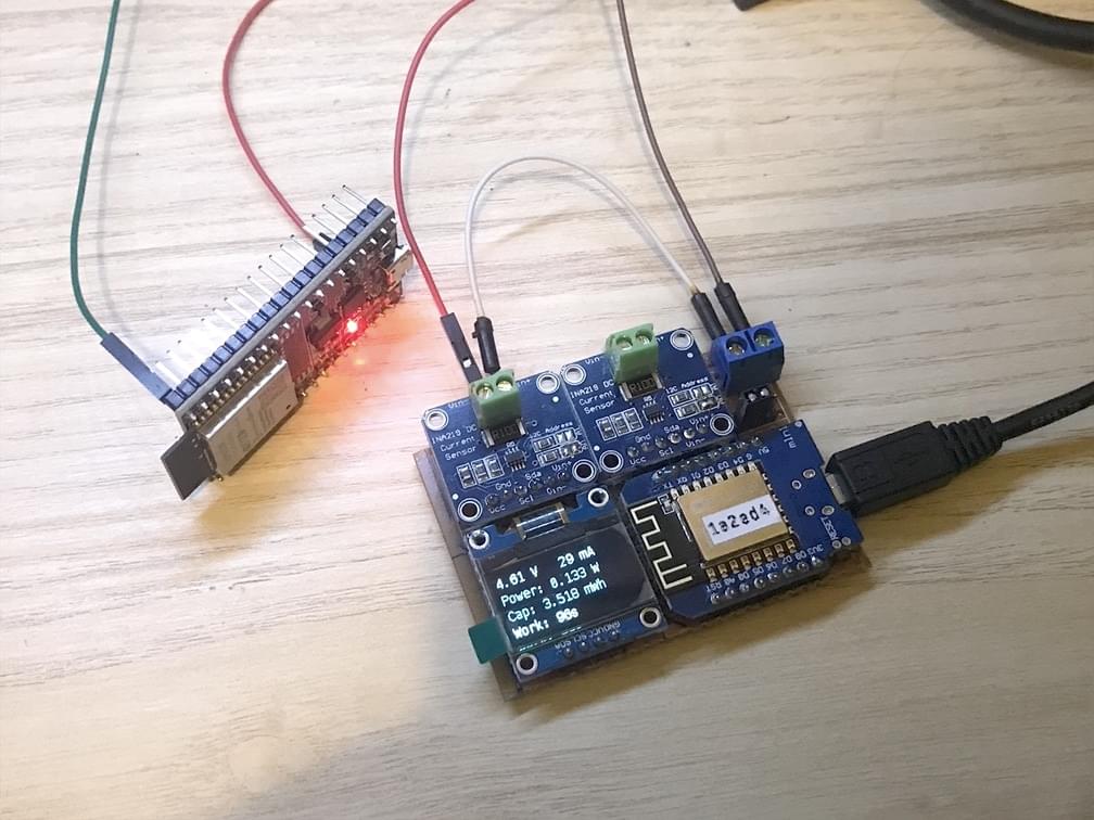 Device under test - Powered by test rig @5V